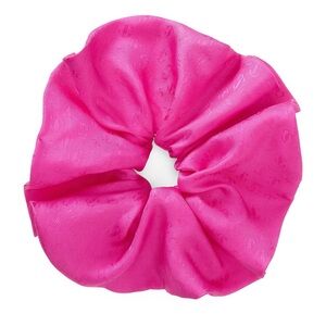 Nwt JIMMY CHOO
Silk Jovie Scrunchie - two toned fuschia and orange